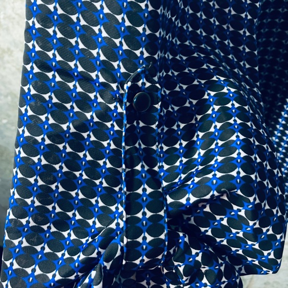 Laundry size XL sheer blouse. - Picture 3 of 7